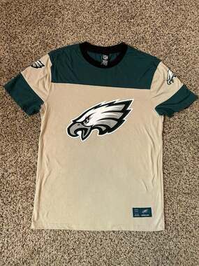 NFL Team Apparel Philadelphia Eagles T-Shirt Size M Tan Green